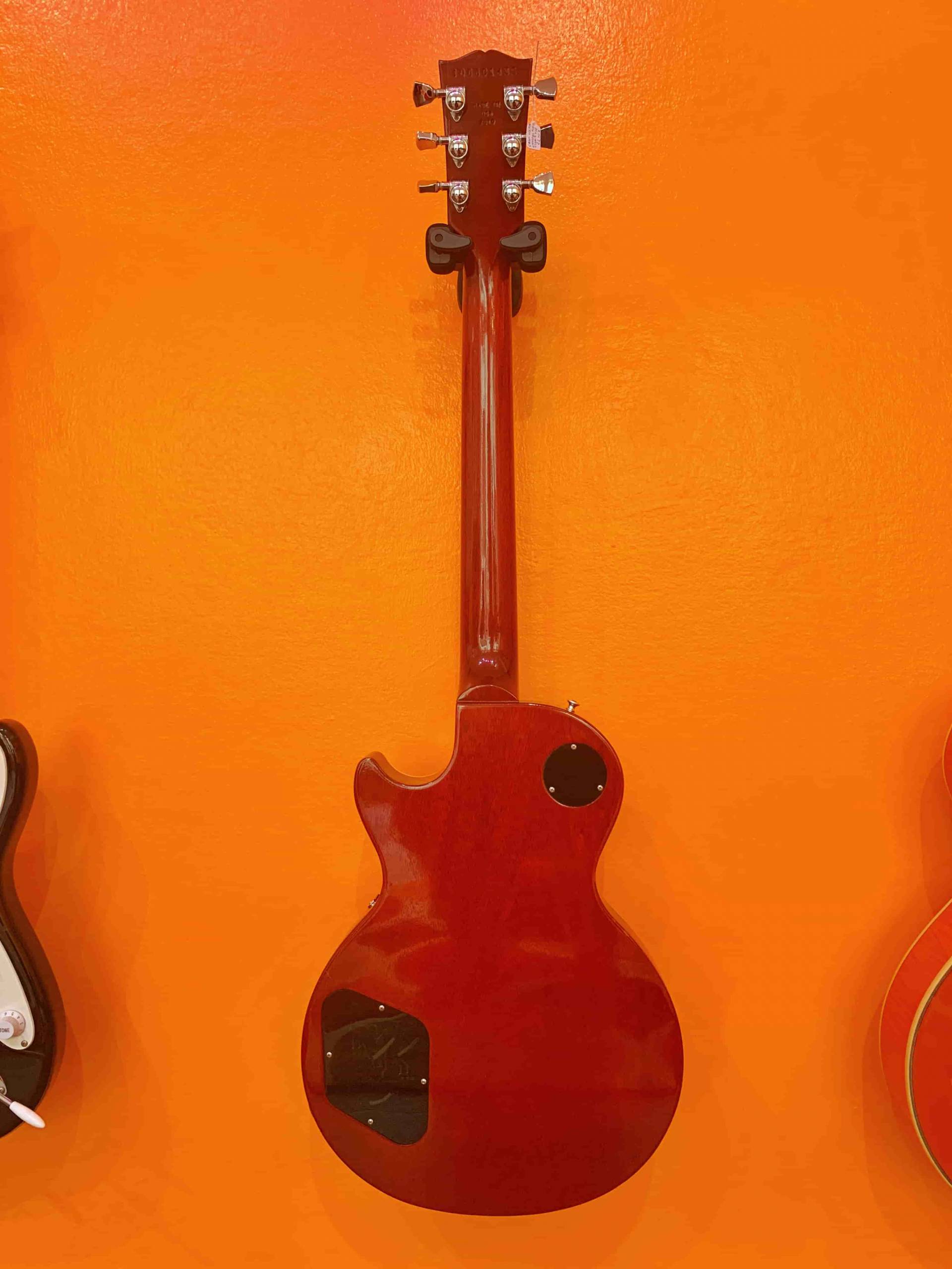 Guitarroom-lpplusb